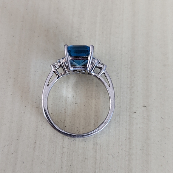 Blue Topaz Ring with CZ accents - Picture 3 of 5